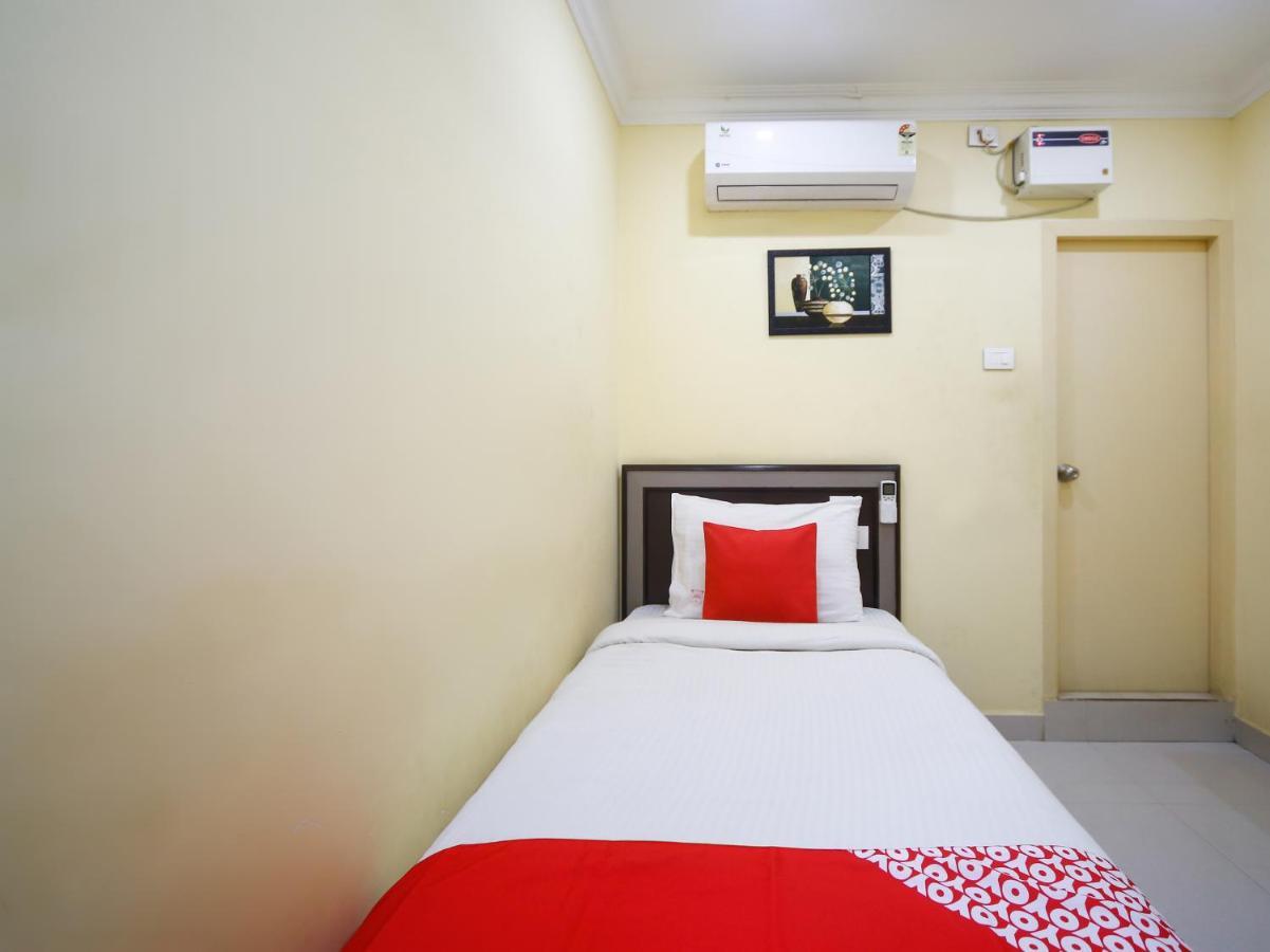 Madrasi Airport Hotel - Saibala Chennai Exterior foto